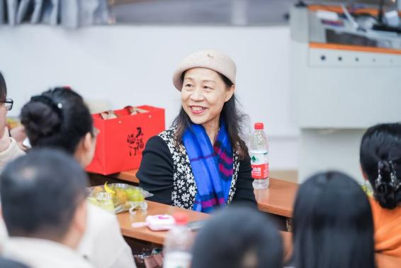 丽娜